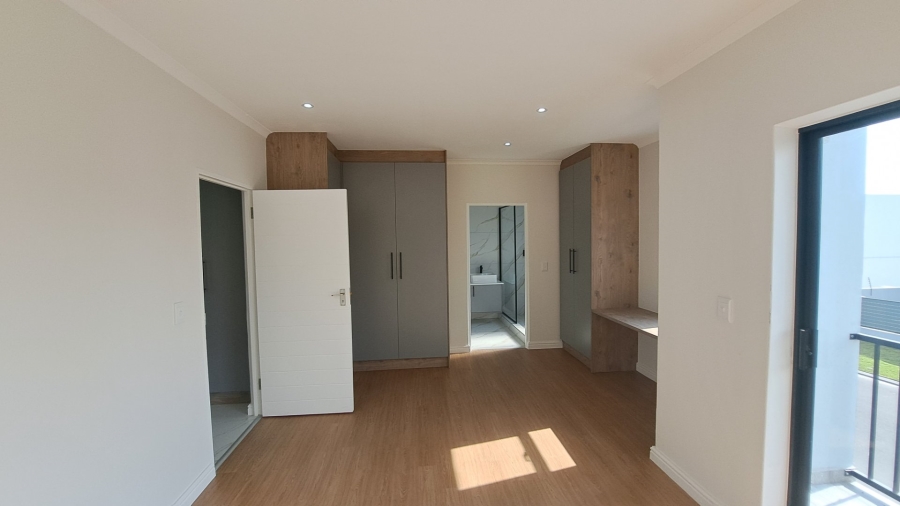 3 Bedroom Property for Sale in Sandown Western Cape